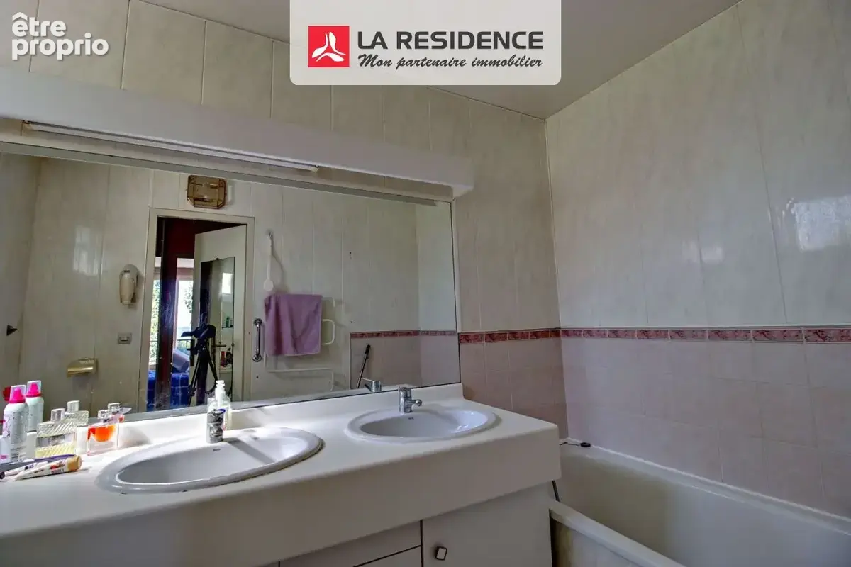 Maison 6 pièces 136 m² à vendre à Chanteloup-Les-Vignes (78570) - photo 9