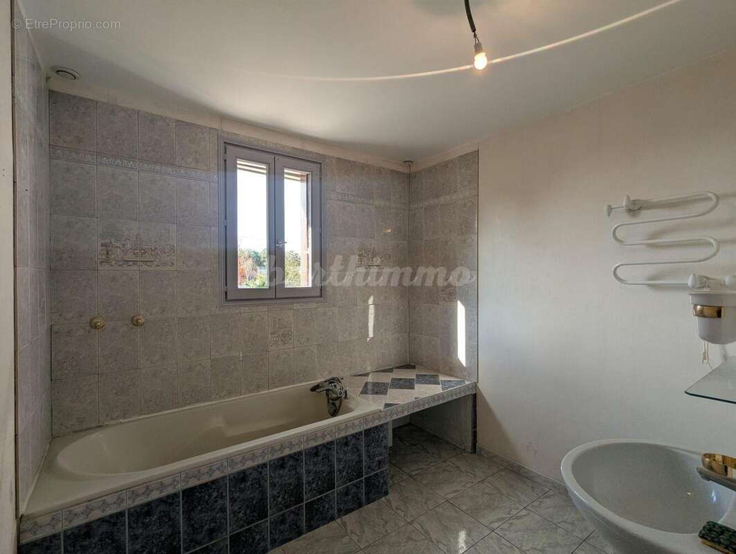 SdB - Maison à DOMONT