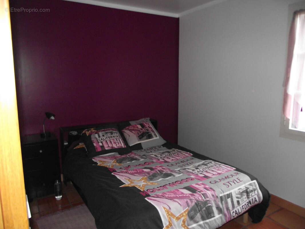 Maison à SAINT-BAUZILLE-DE-MONTMEL