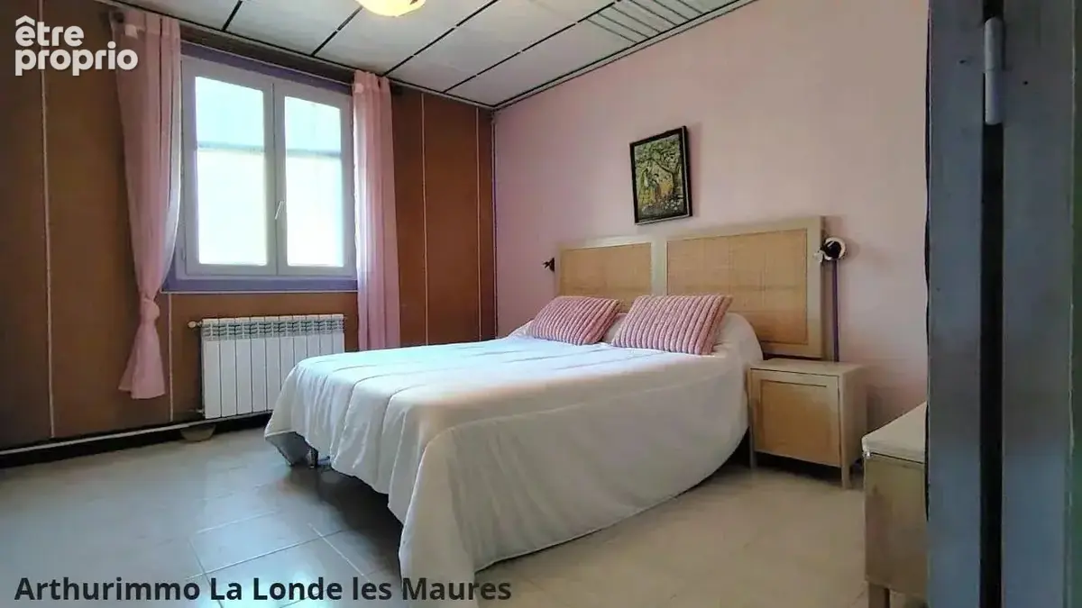 Maison T 6 grand jardin triple garage - photo 12