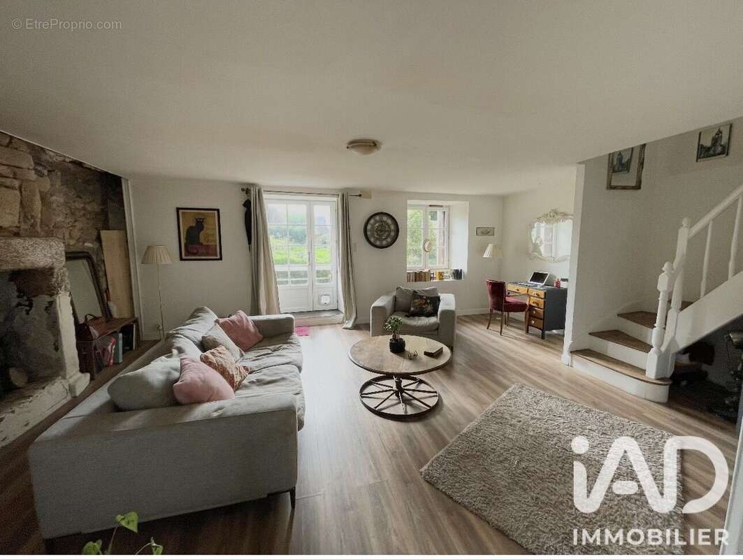 Maison 112 m² à Plougonver  - photo 3