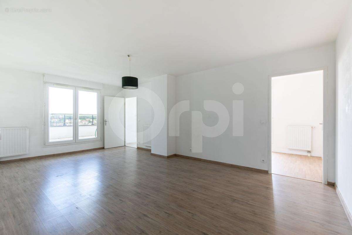 Appartement À Vendre - photo 4