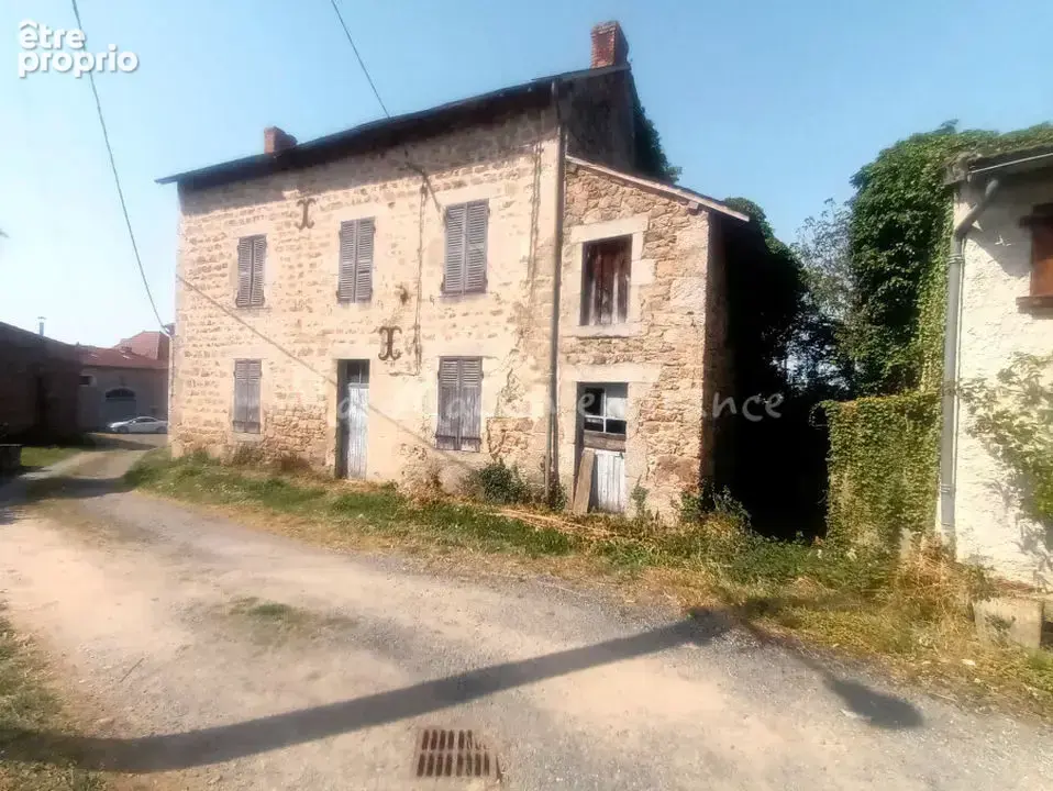 Maison 6 pièces 90 m² à vendre à Chateldon (63290) - photo 2