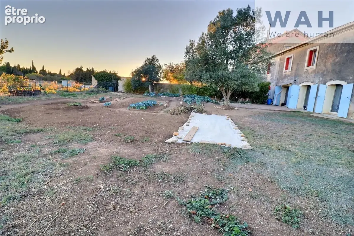 Vente mas de 200m2 et grange sur terrain de 711m2 et 4000m2 - photo 7