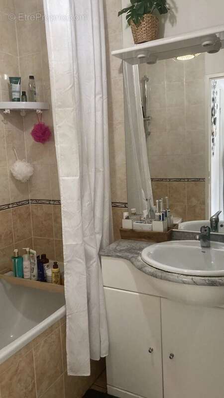 Appartement à SAINT-APOLLINAIRE