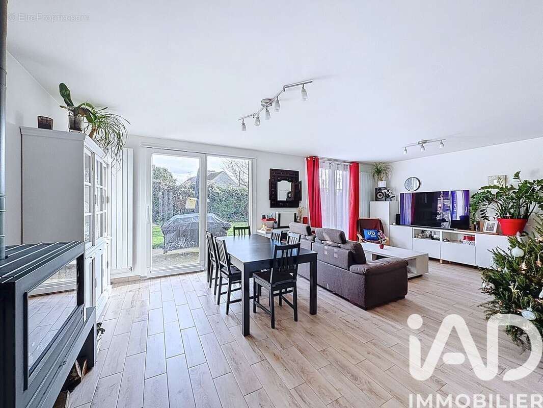 Photo 2 - Maison à MEAUX