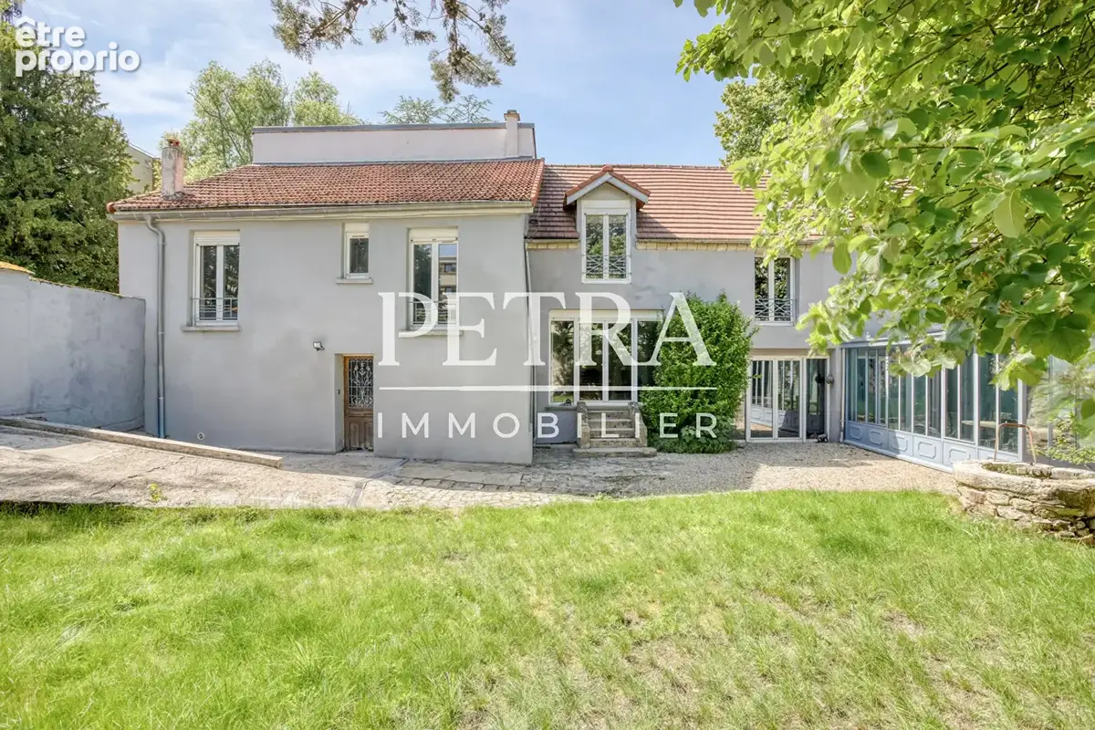 Maison de charme CHEVILLY-LARUE-secteur LARUE- environ-170m²-6pièces - photo 2