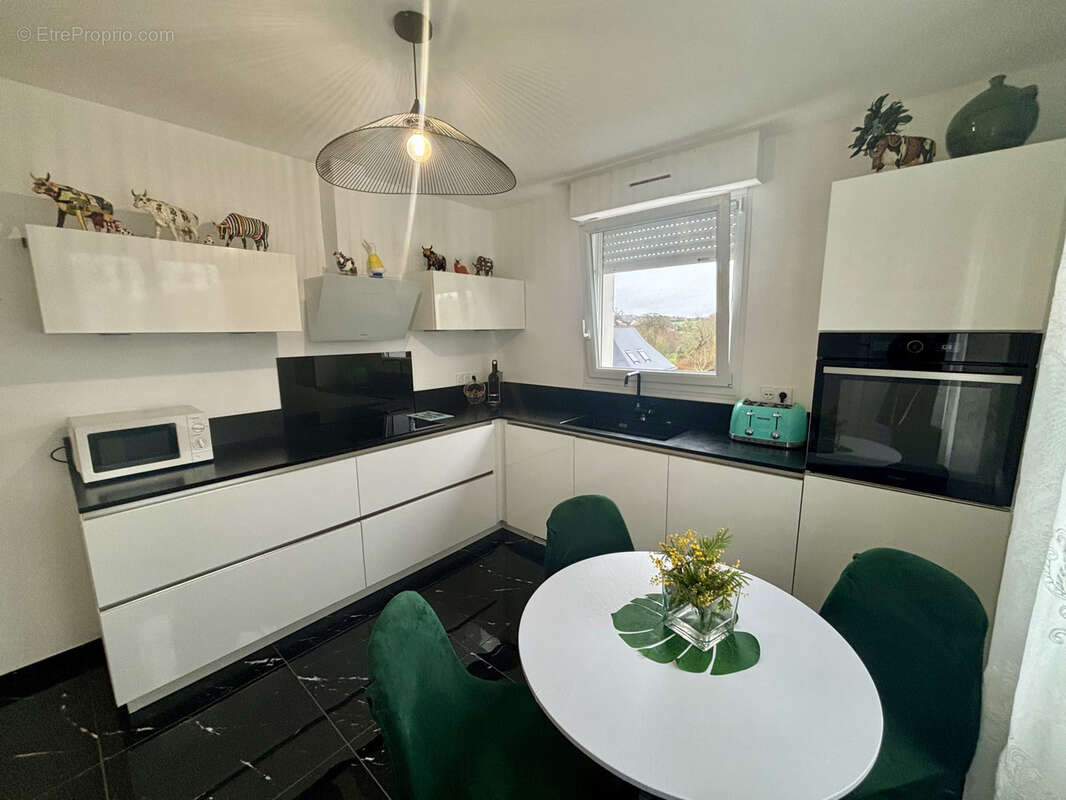 Maison à SAINT-EVARZEC