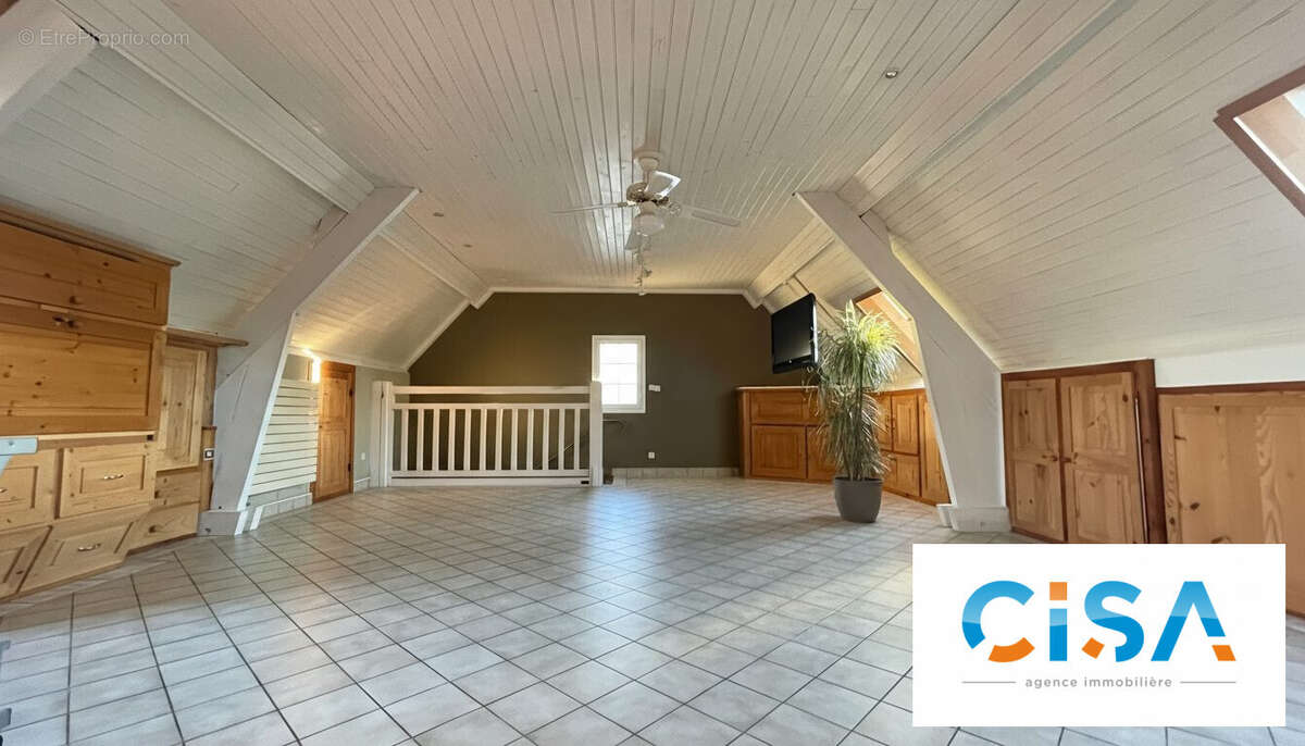 Maison à PONT-SAINTE-MAXENCE