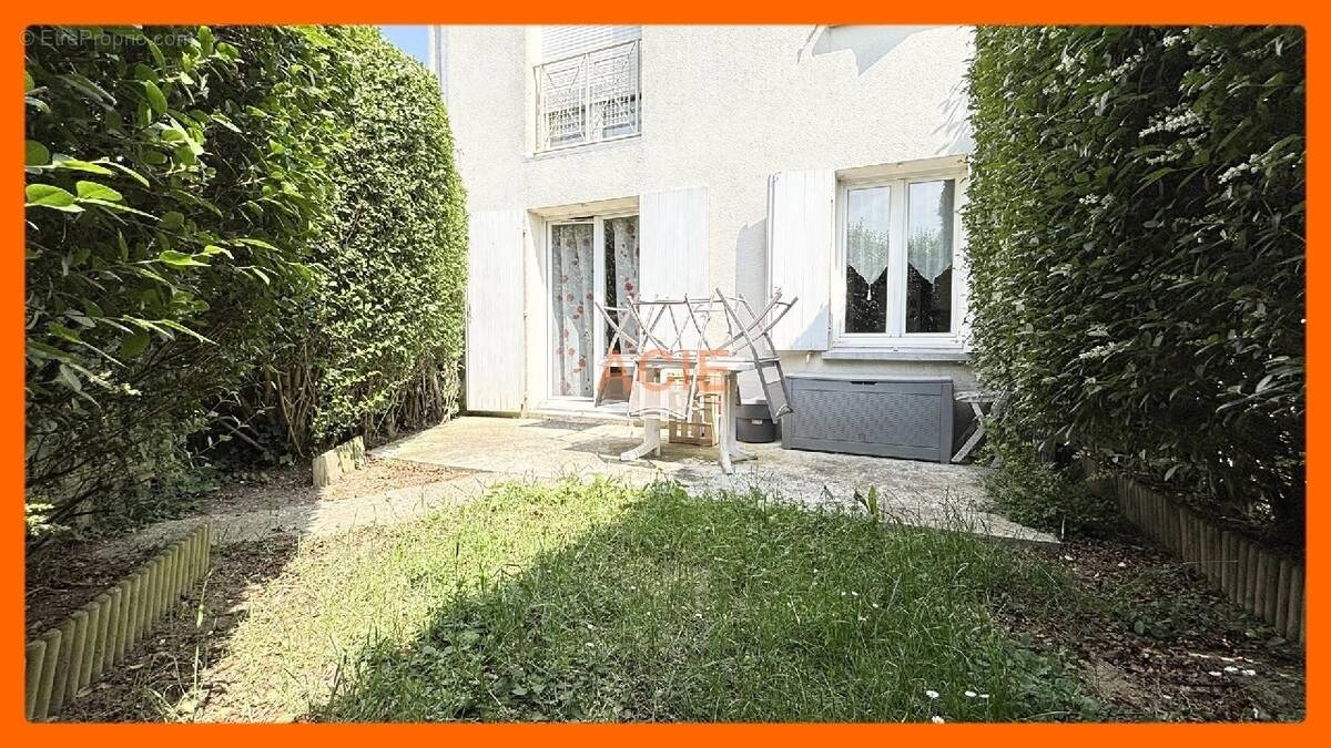 Appartement à MARLY-LA-VILLE