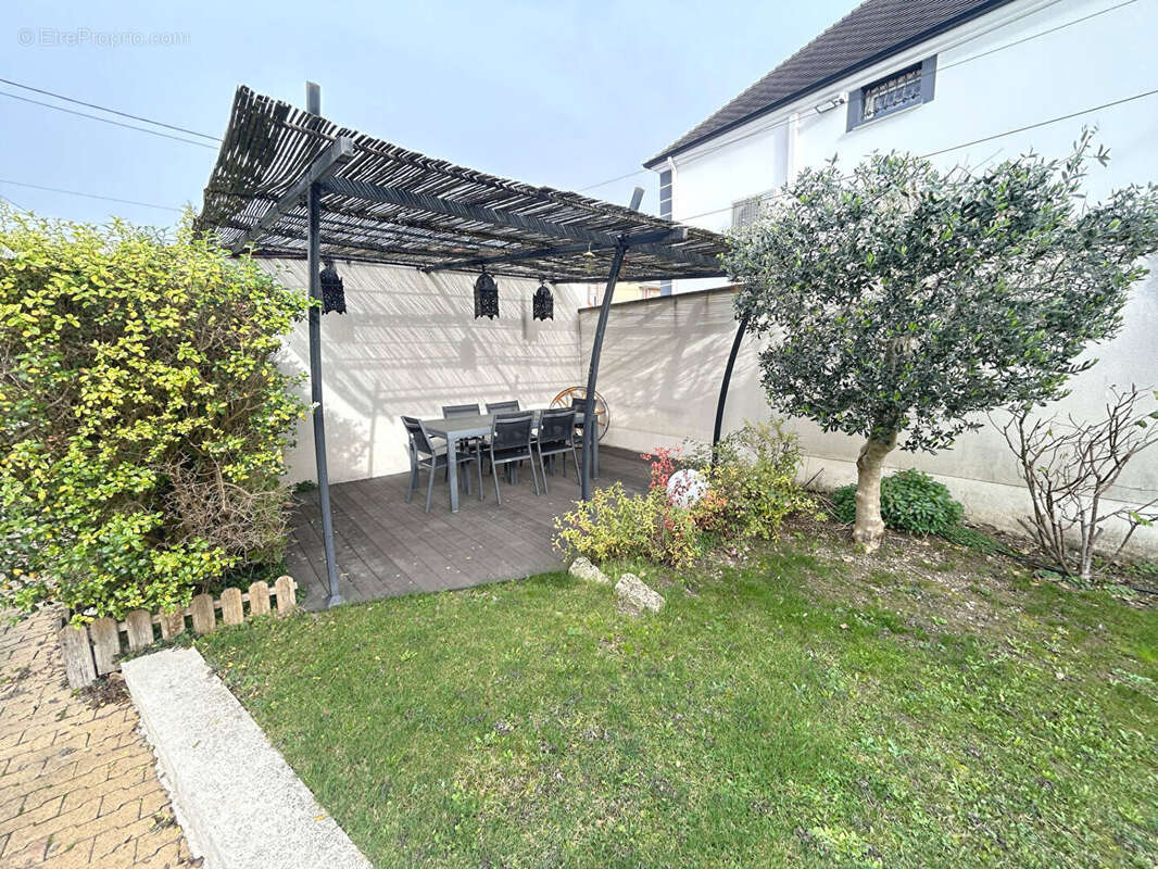 Maison à MITRY-MORY