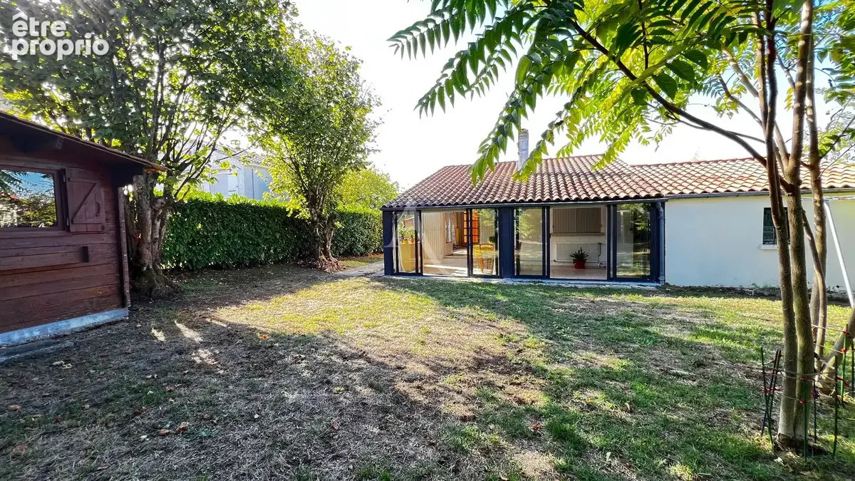 Photo Maison à Semussac au prix de 209 900€