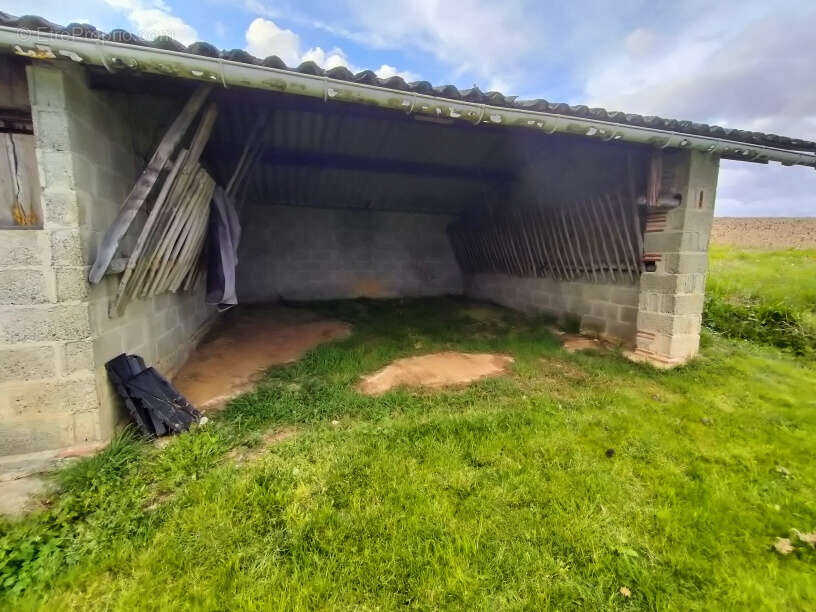 Maison à CASTETPUGON