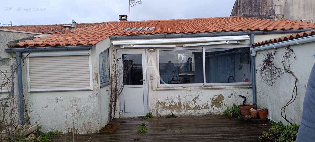Maison à PORT-DES-BARQUES
