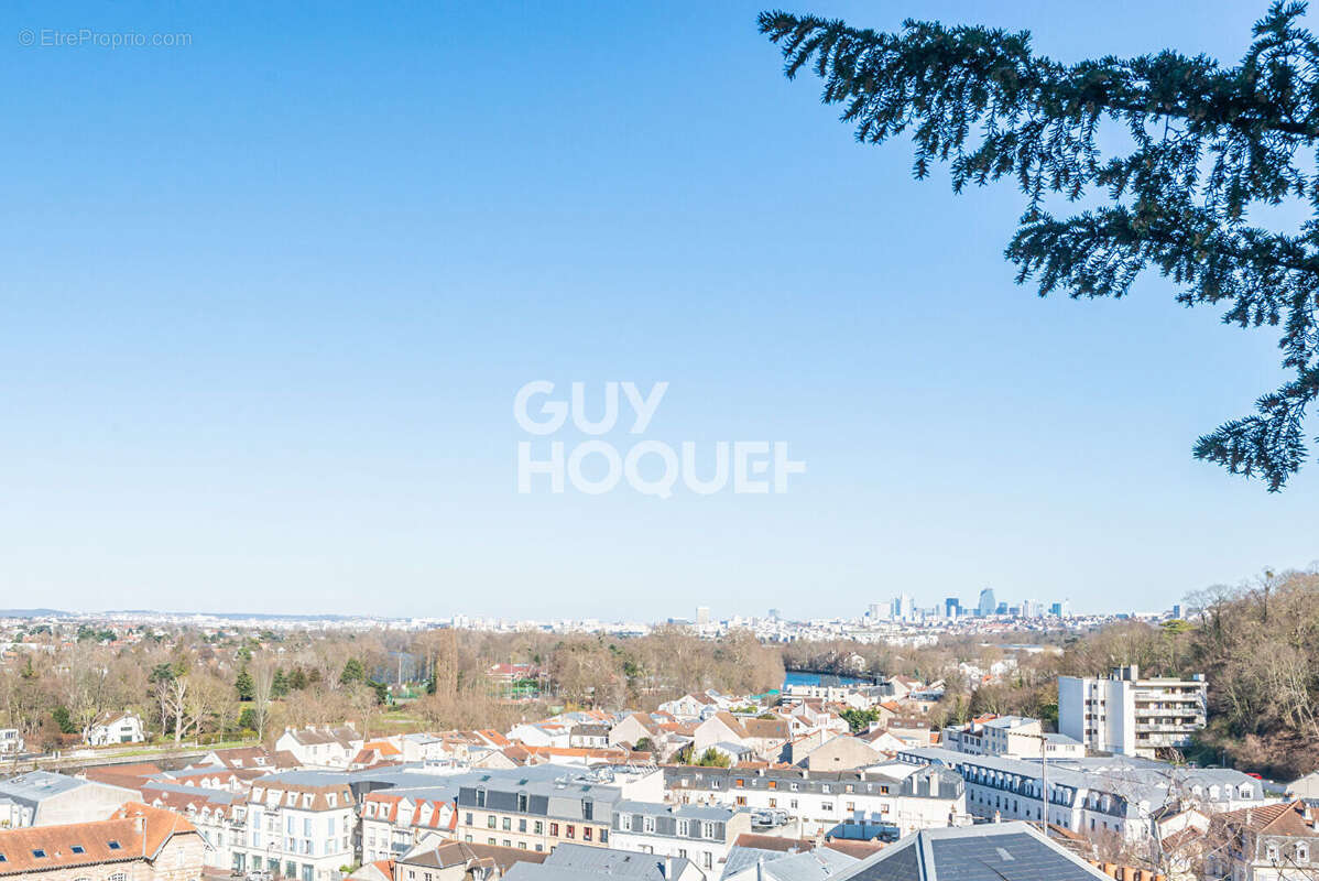 Appartement à BOUGIVAL