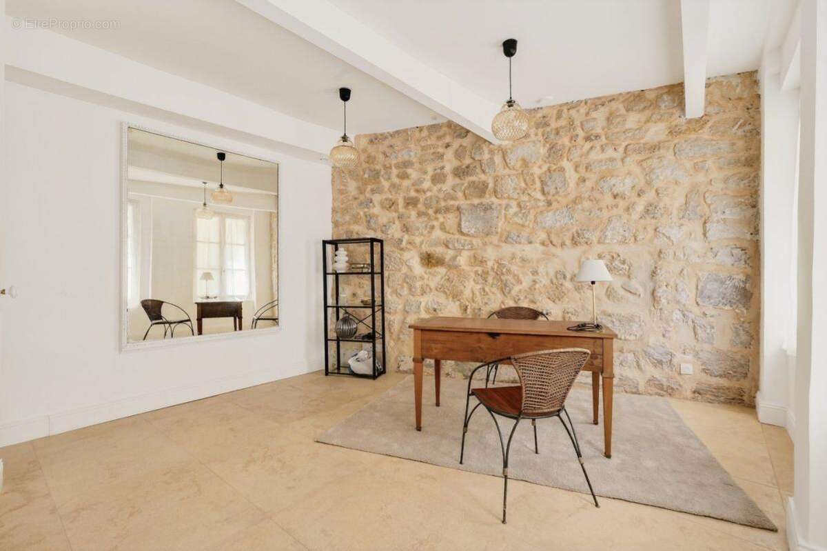 Maison à PARIS-5E