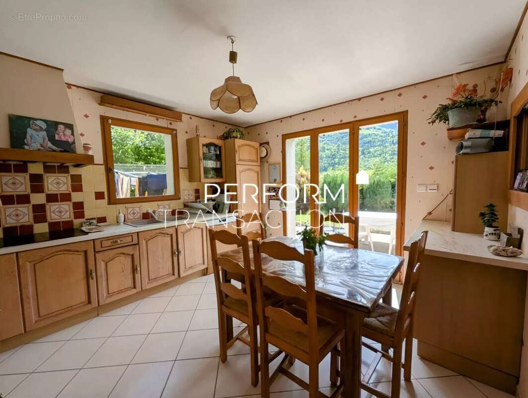 Maison à SAINT-PIERRE-D'ALLEVARD