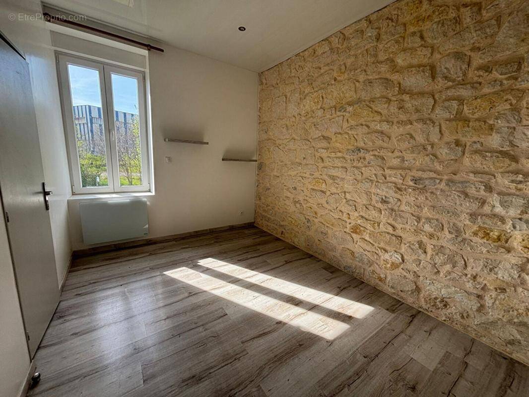 Appartement à IMPHY