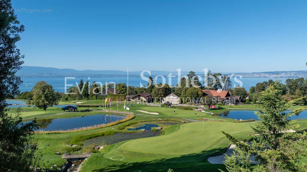 Appartement à EVIAN-LES-BAINS