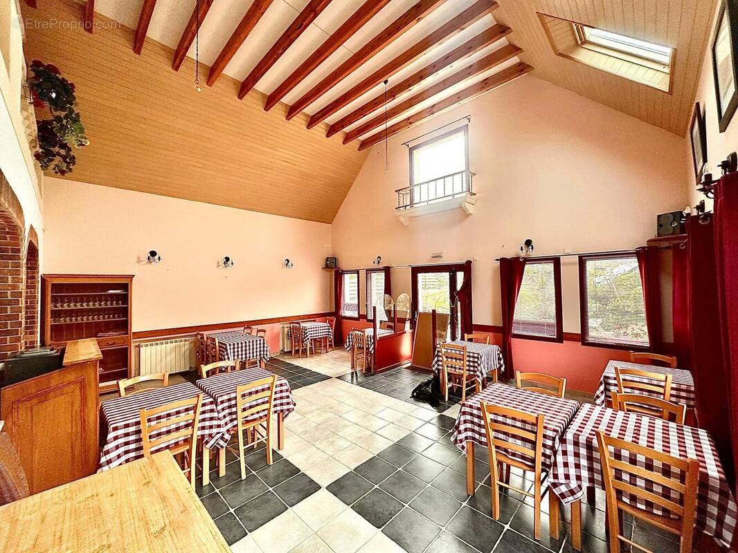 Photo 1 - Commerce à TREGASTEL