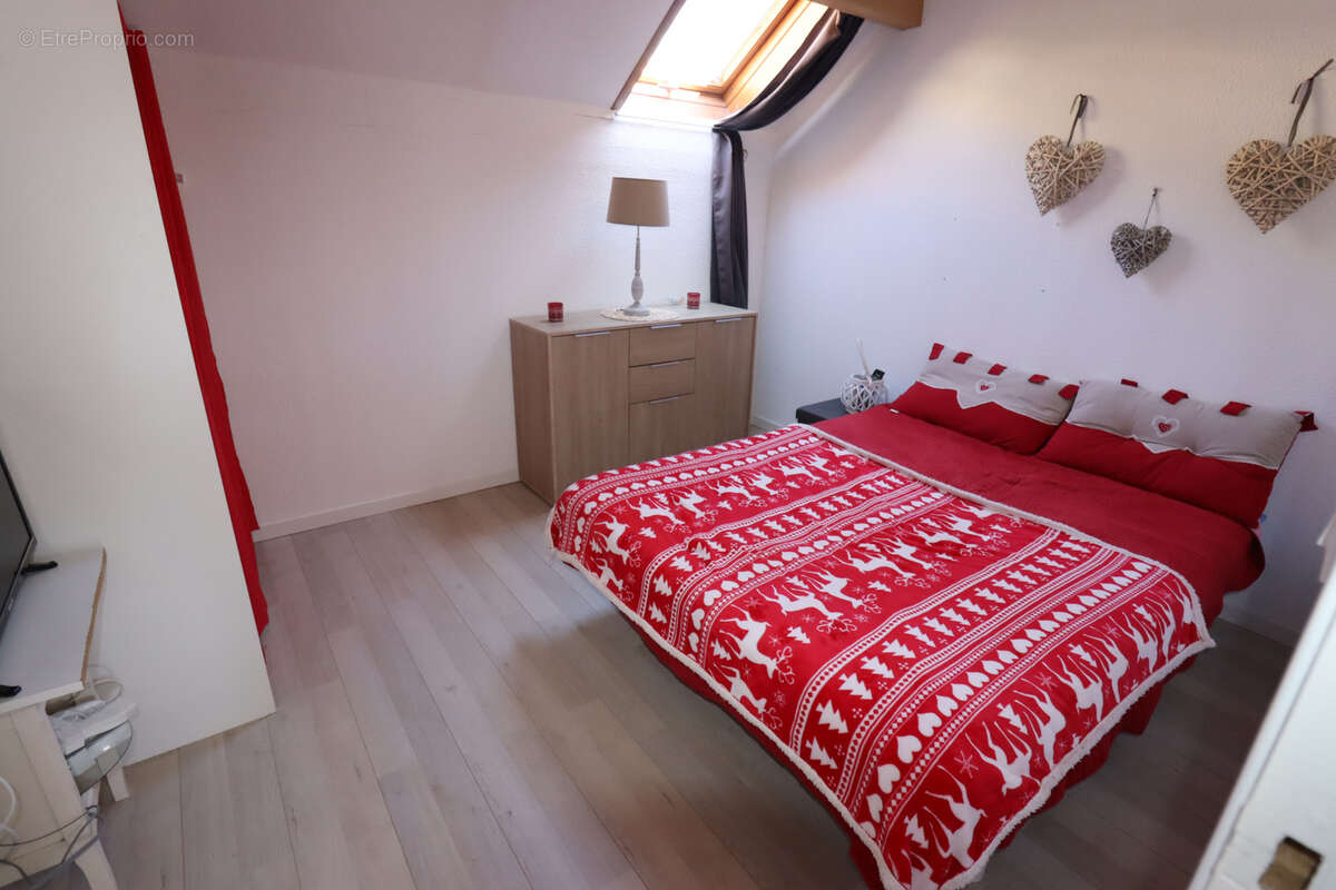 Maison à VILLARS-COLMARS