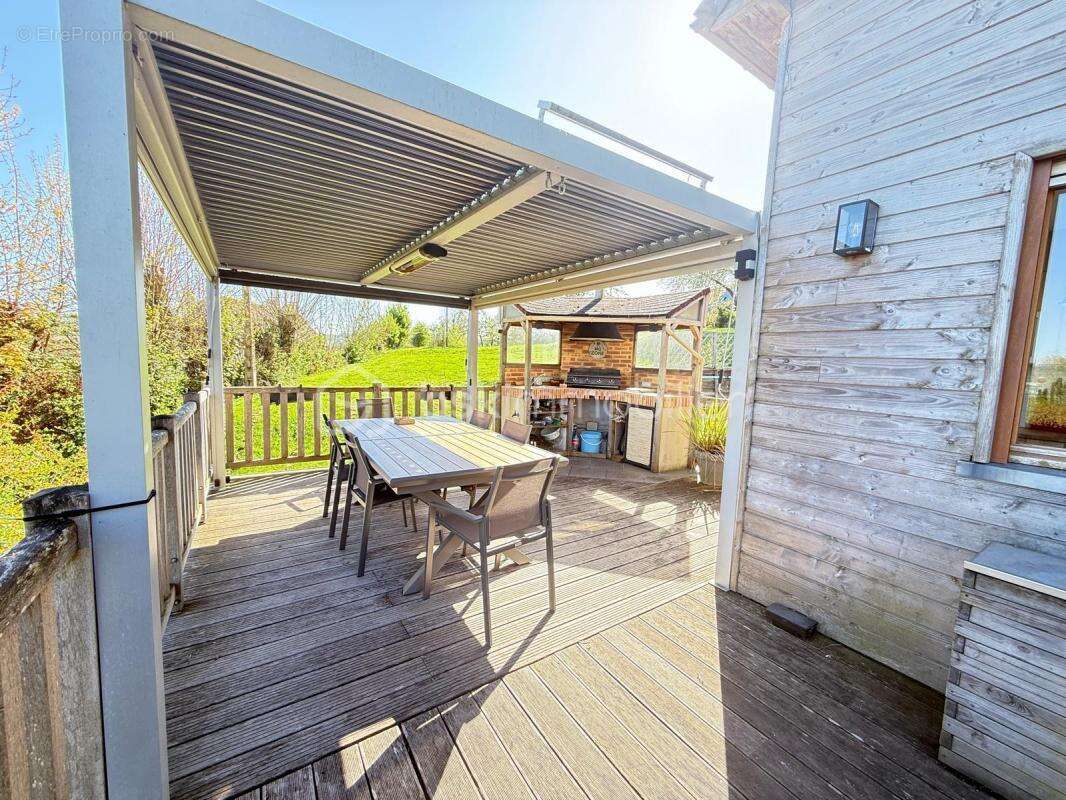 Maison à PONT-L&#039;EVEQUE