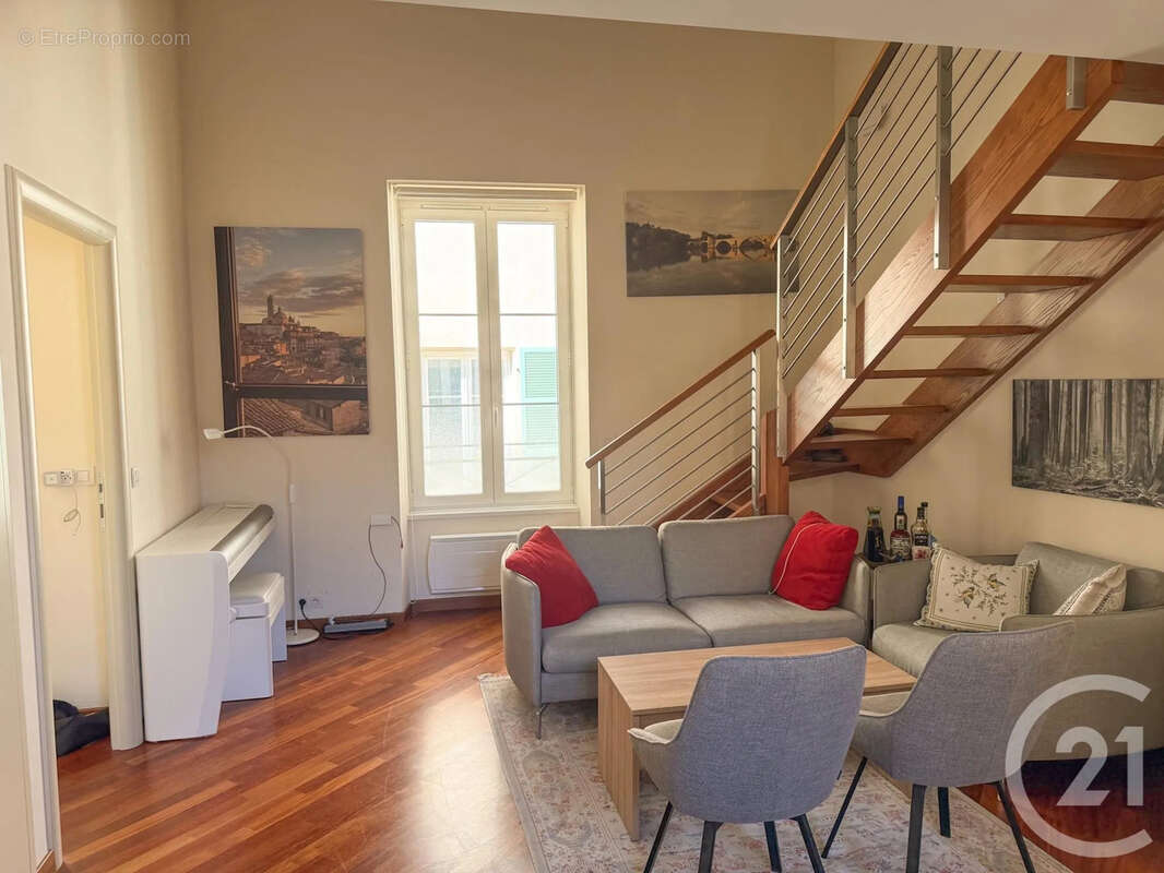 Appartement à MENTON