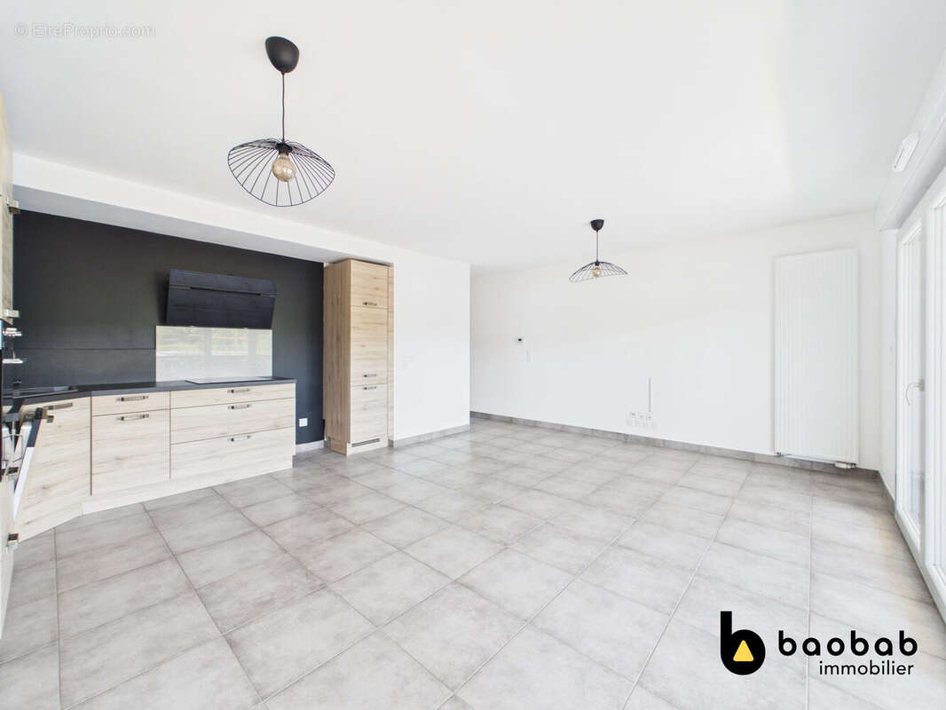 Appartement à LE BOURGET-DU-LAC