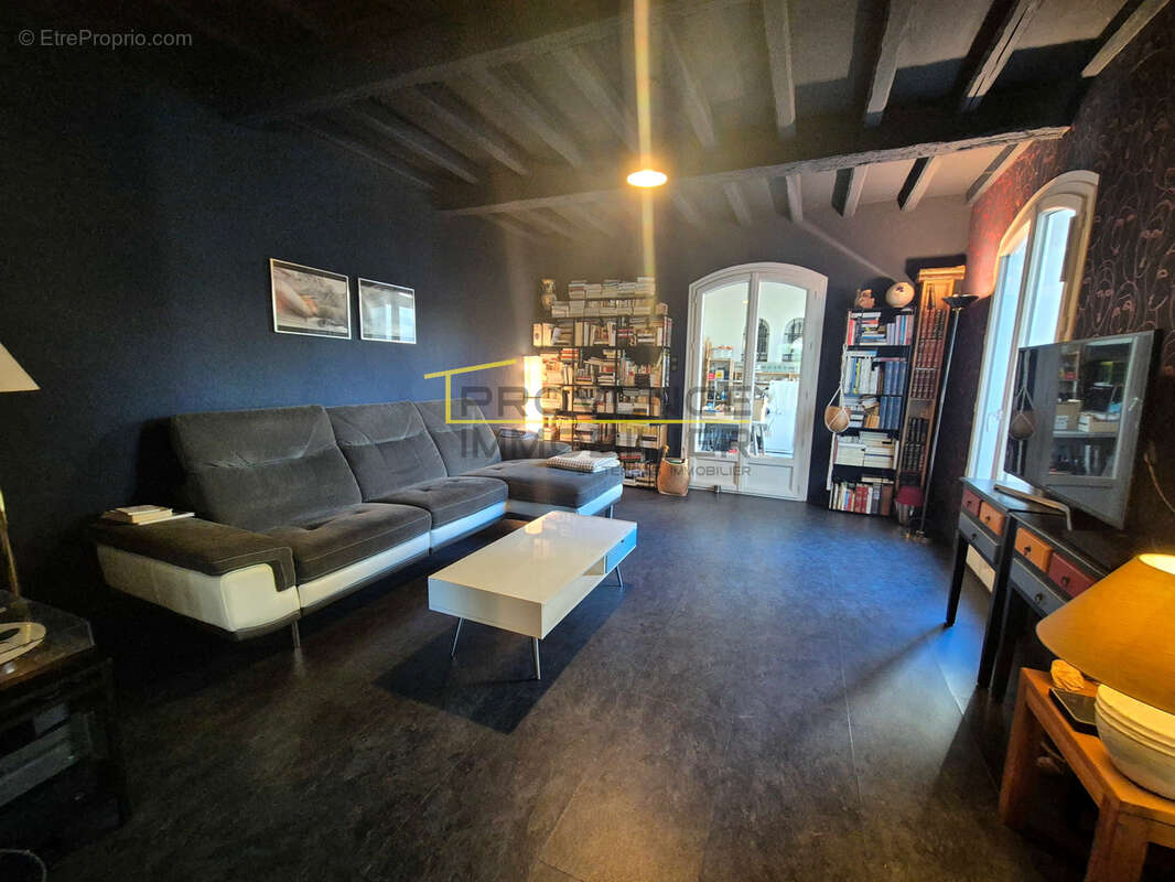 Maison à MONTELIMAR