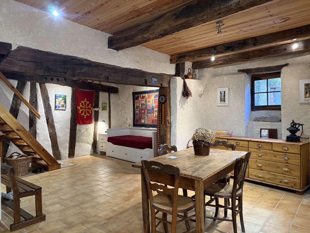 Maison de village avec terrasse de toit à Fourcès - photo 3