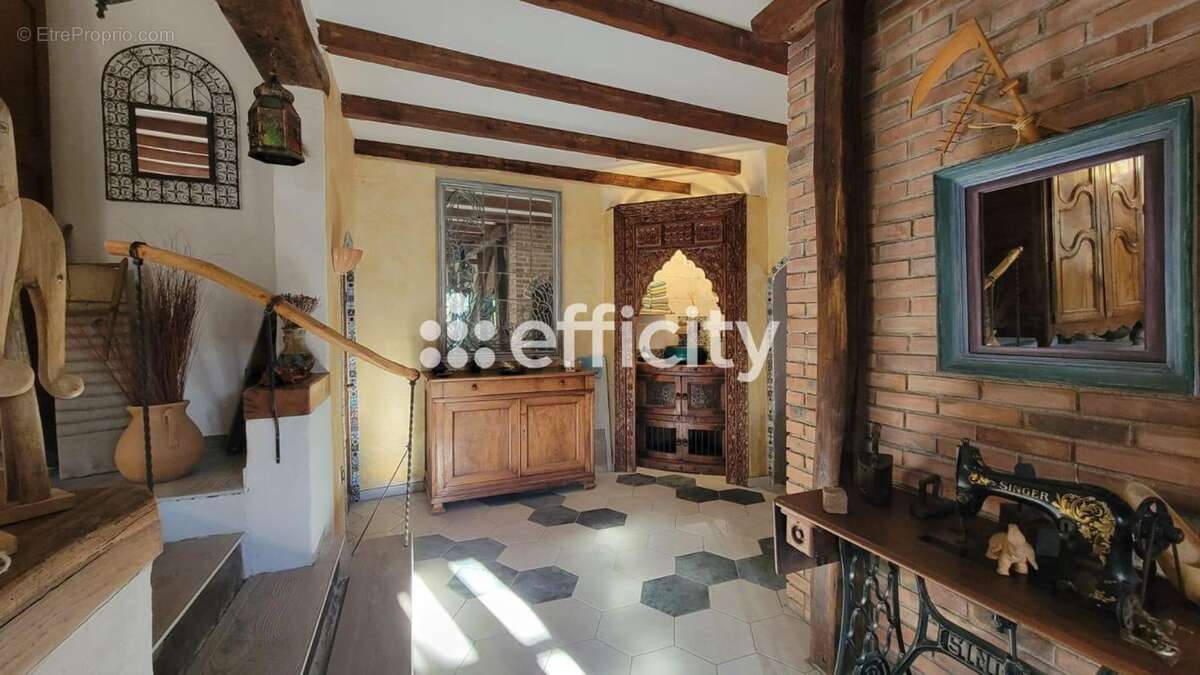 Maison située en campagne - photo 11