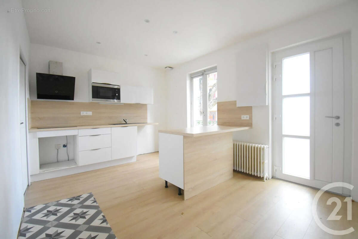 Maison à BELLERIVE-SUR-ALLIER