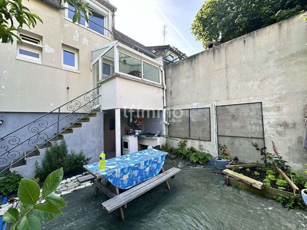 Maison familiale dans la Sarthe, 72310 - photo 2