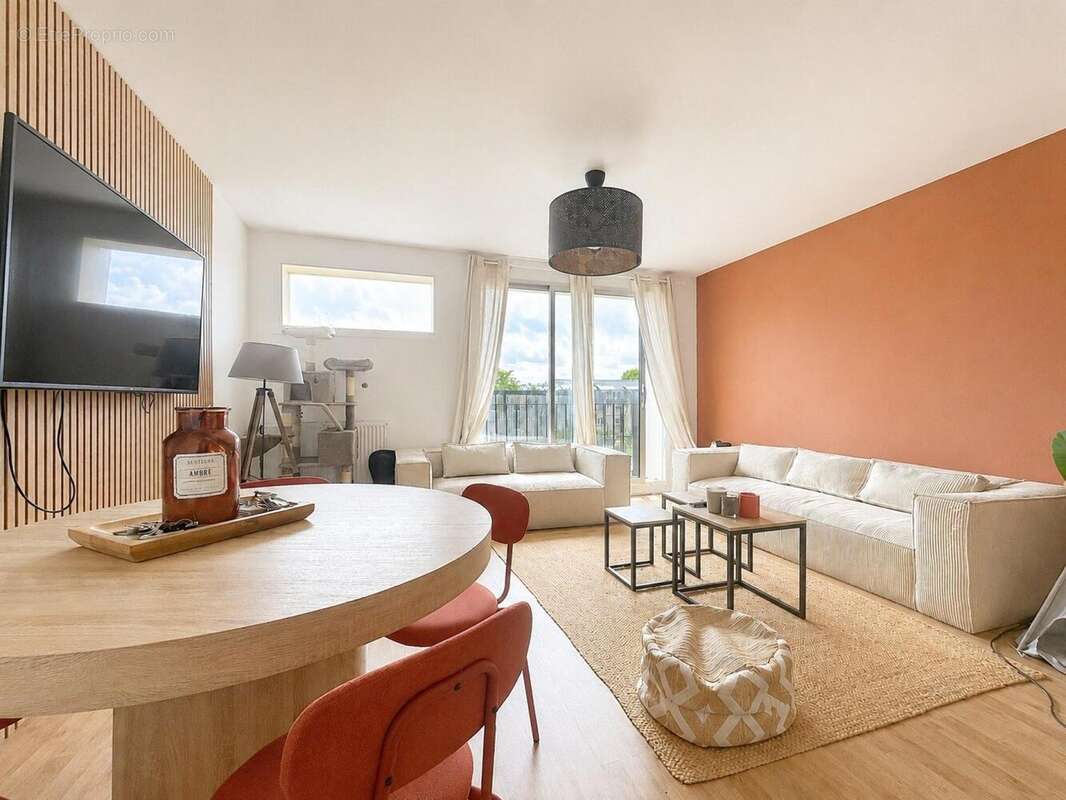Appartement 70 m² à Guingamp  - photo 3