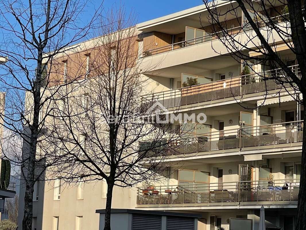 Appartement à SEYNOD