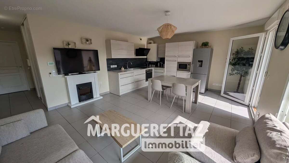 Appartement à CONTAMINE-SUR-ARVE