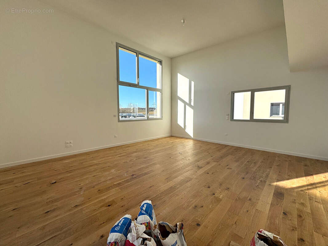 Appartement à AUZEVILLE-TOLOSANE