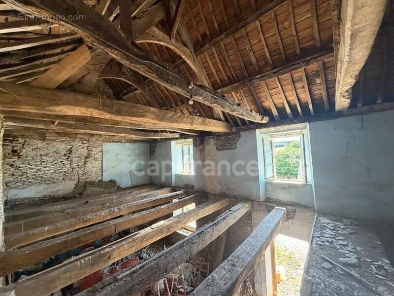 Maison à CARHAIX-PLOUGUER