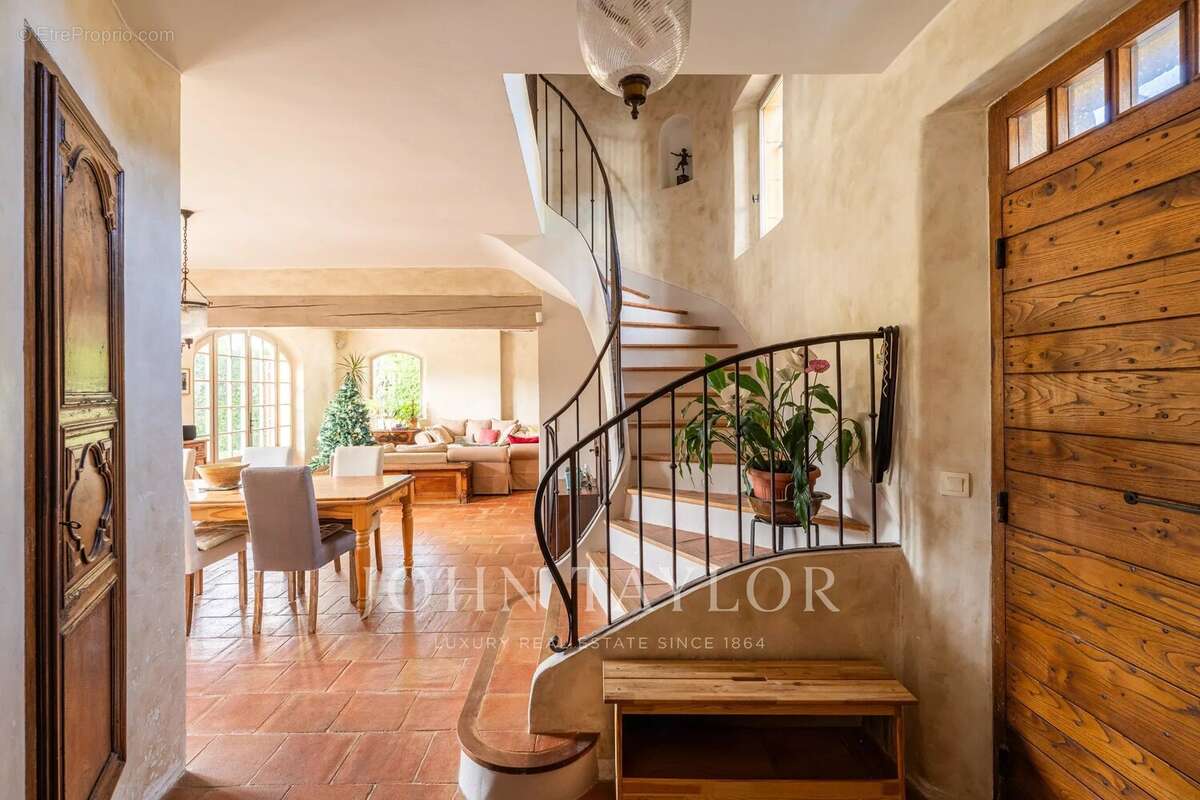 Maison à AIX-EN-PROVENCE