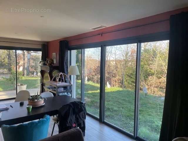 Maison à BEAUMONT-SUR-LEZE