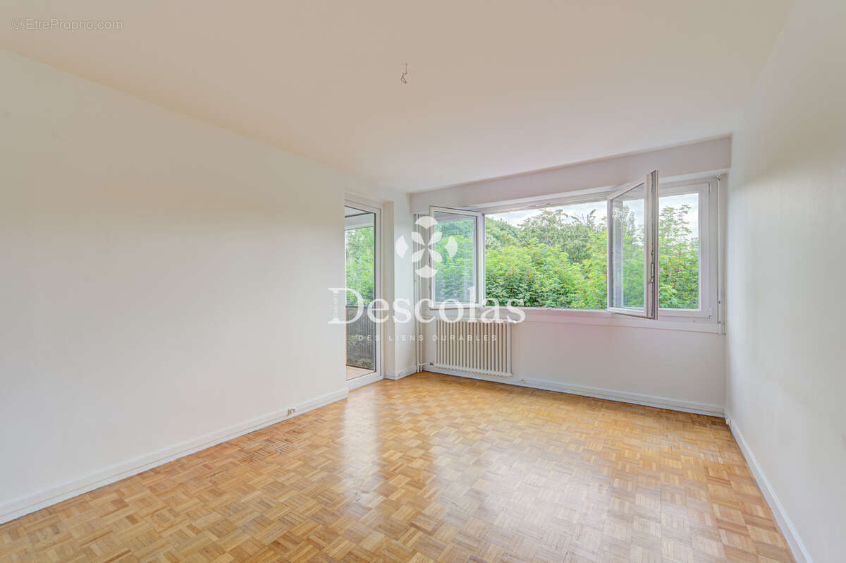 APPARTEMENT - 60 m2 - 3 pièces - photo 2