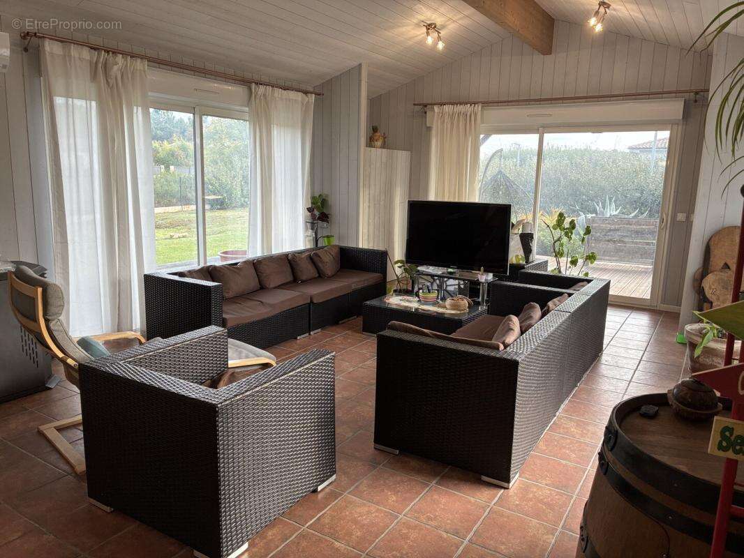 Maison à BELIN-BELIET