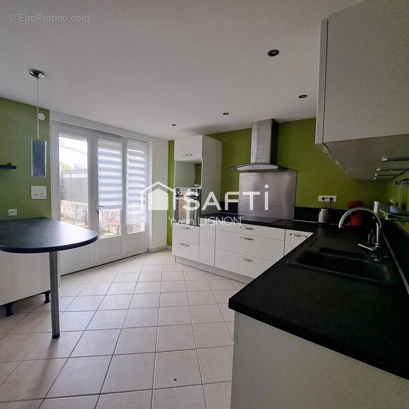 Photo 1 - Maison à SAINT-LYPHARD