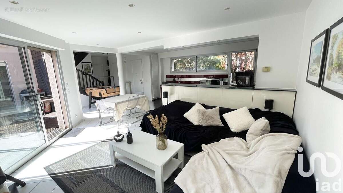 Photo 2 - Maison à CLAMART