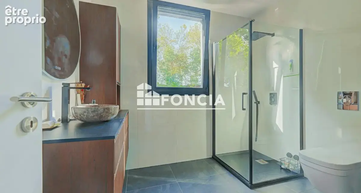 Maison entièrement rénovée 7 pièces Saint Maurice 128 m2 - photo 9