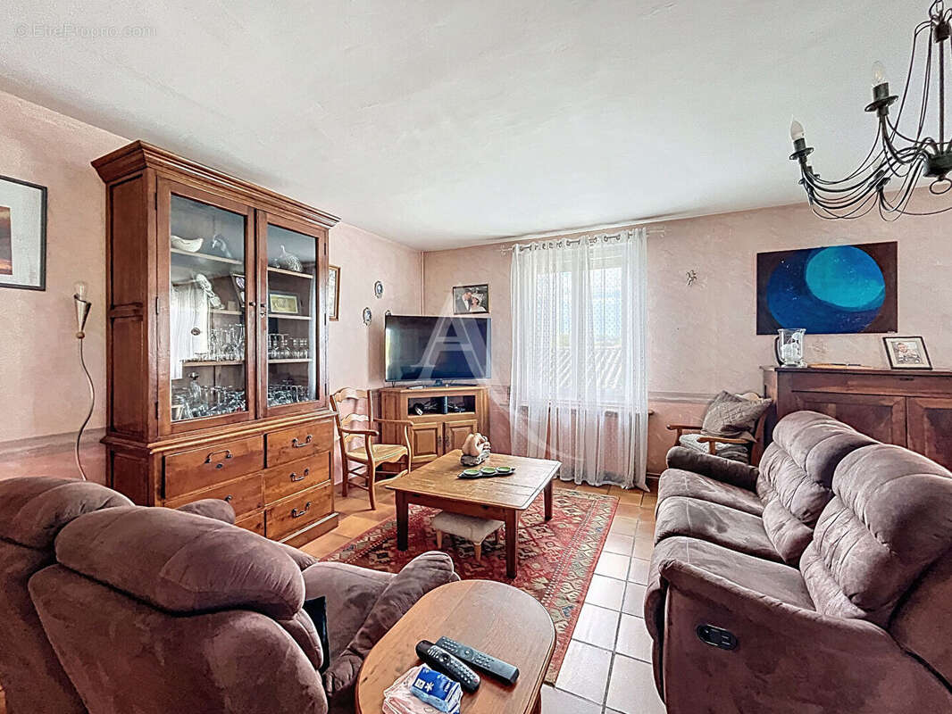Maison à PUY-L'EVEQUE