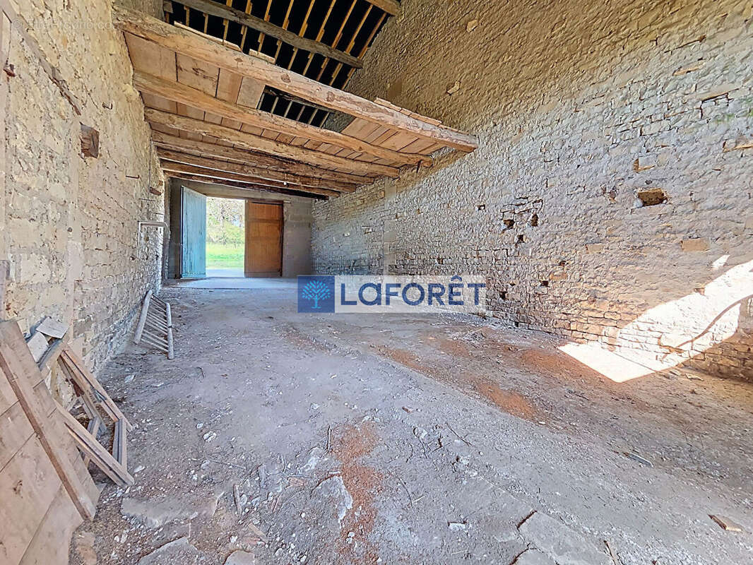 Maison 95 m² Fronville - photo 11