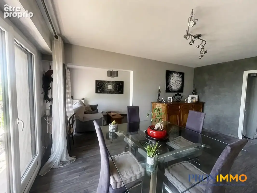 Appartement 5 pièces 82 m² à vendre à Voiron (38500) - photo 4