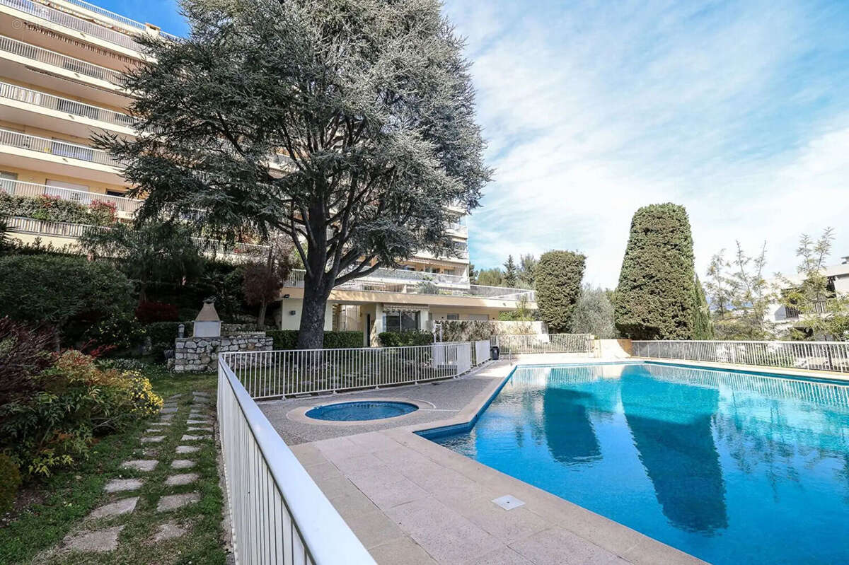 Appartement Nice  secteur Chemin de Gairaut 2 pièces 82.80 m2 - photo 14