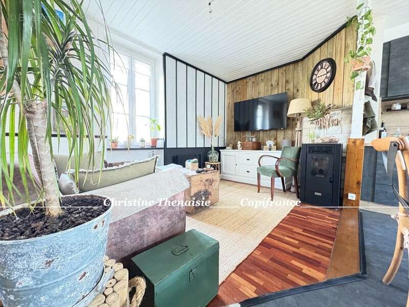 Maison à SAINT-JULIEN-DES-LANDES